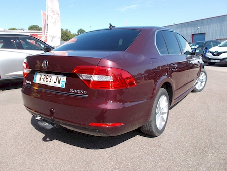 SKODA SUPERB II 1.6 TDI 105 CV GREENTEC AMBITION